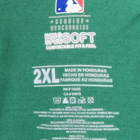 New York Yankees T-Shirt - Picture 2 of 3